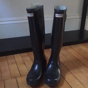 Hunter boots ( best offer)